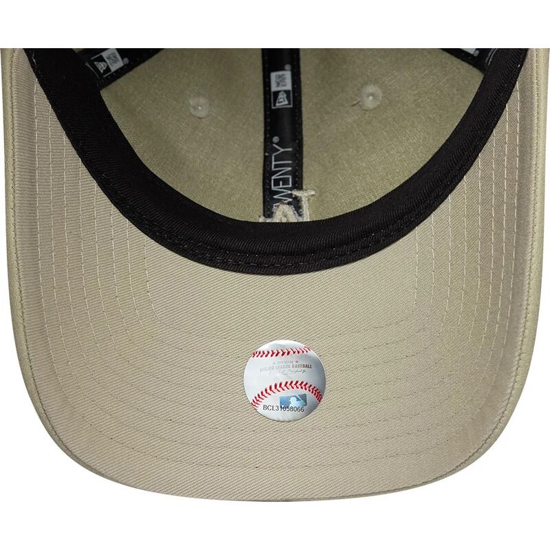 shapka-izvita-bezhov-reguliruem-9twenty-washed-pu-na-los-angeles-dodgers-mlb-ot-new-era