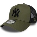 shapka-izvita-traker-zelena-snapbek-a-frame-league-essential-na-new-york-yankees-mlb-ot-new-era