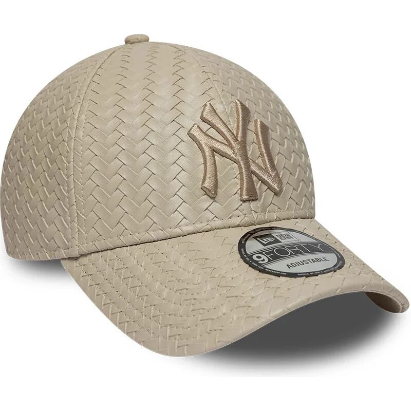shapka-izvita-bezhov-reguliruem-9forty-pu-weave-na-new-york-yankees-mlb-ot-new-era