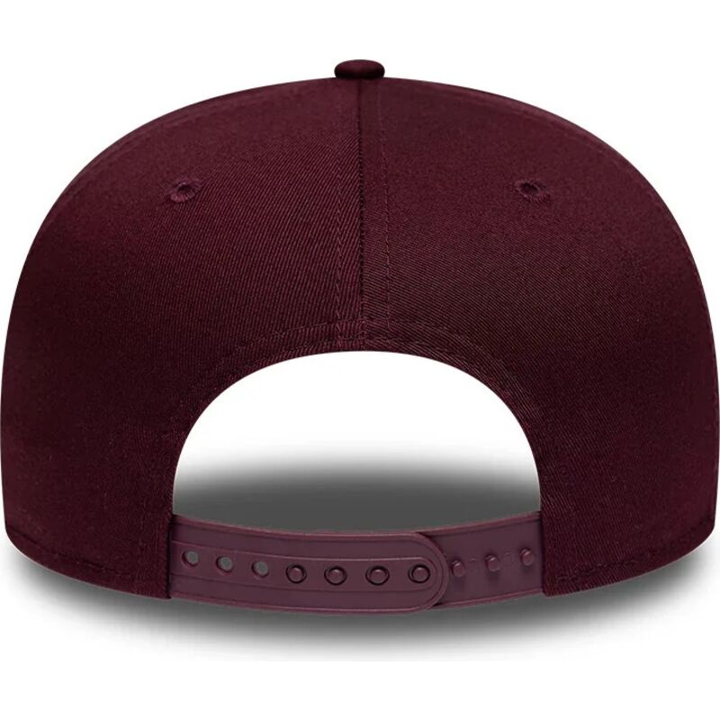 shapka-ploska-chervena-snapbek-9fifty-original-fit-league-essential-na-new-york-yankees-mlb-ot-new-era