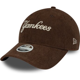 Шапка извита кафяв регулируем 9TWENTY Cord Script на New York Yankees MLB от New Era