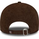 shapka-izvita-kafyav-reguliruem-9twenty-cord-script-na-new-york-yankees-mlb-ot-new-era