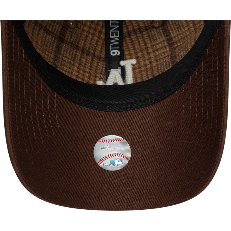 shapka-izvita-kafyav-reguliruem-9twenty-mix-check-na-los-angeles-dodgers-mlb-ot-new-era