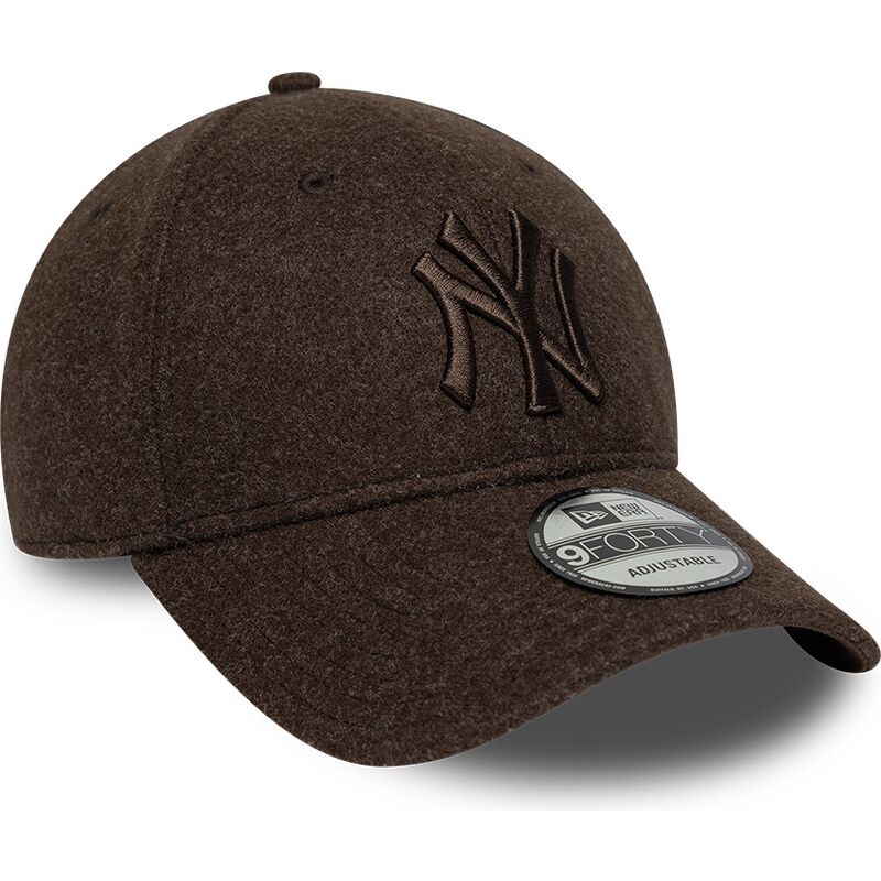 shapka-izvita-kafyav-snapbek-9forty-winter-na-new-york-yankees-mlb-ot-new-era shapka-izvita-kafyav-snapbek-9forty-winter-na-new-york-yankees-mlb-ot-new-era