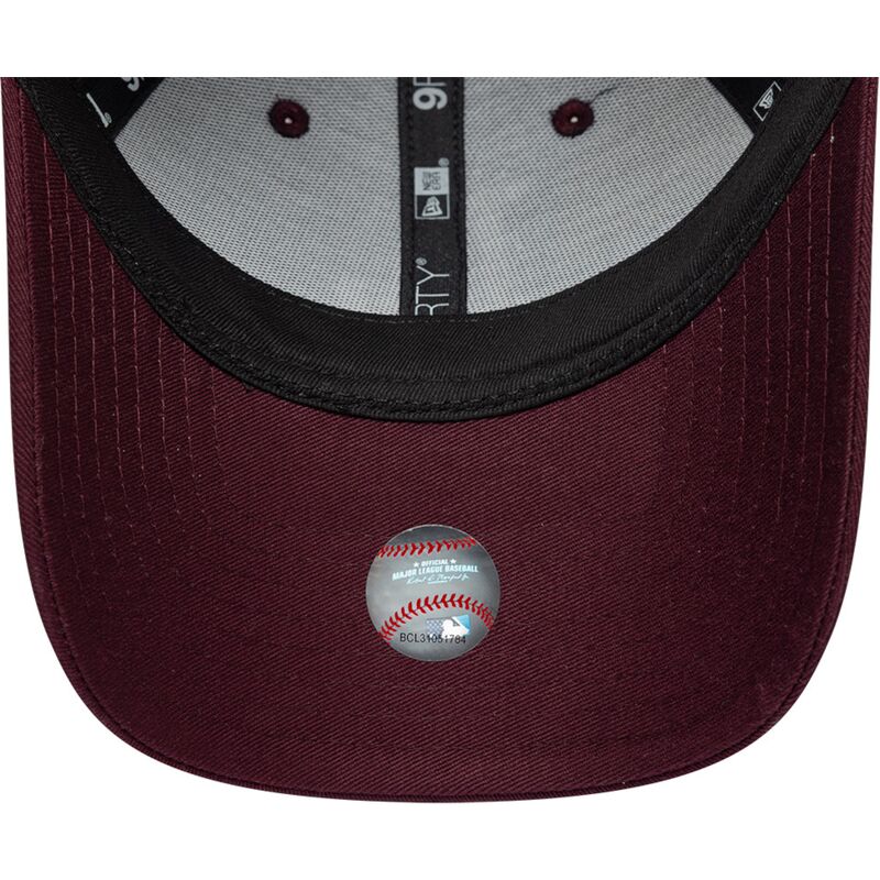 shapka-izvita-chervena-reguliruem-rosa-9forty-metallic-na-los-angeles-dodgers-mlb-ot-new-era