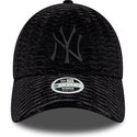 shapka-izvita-cherna-reguliruem-9forty-velour-na-new-york-yankees-mlb-ot-new-era