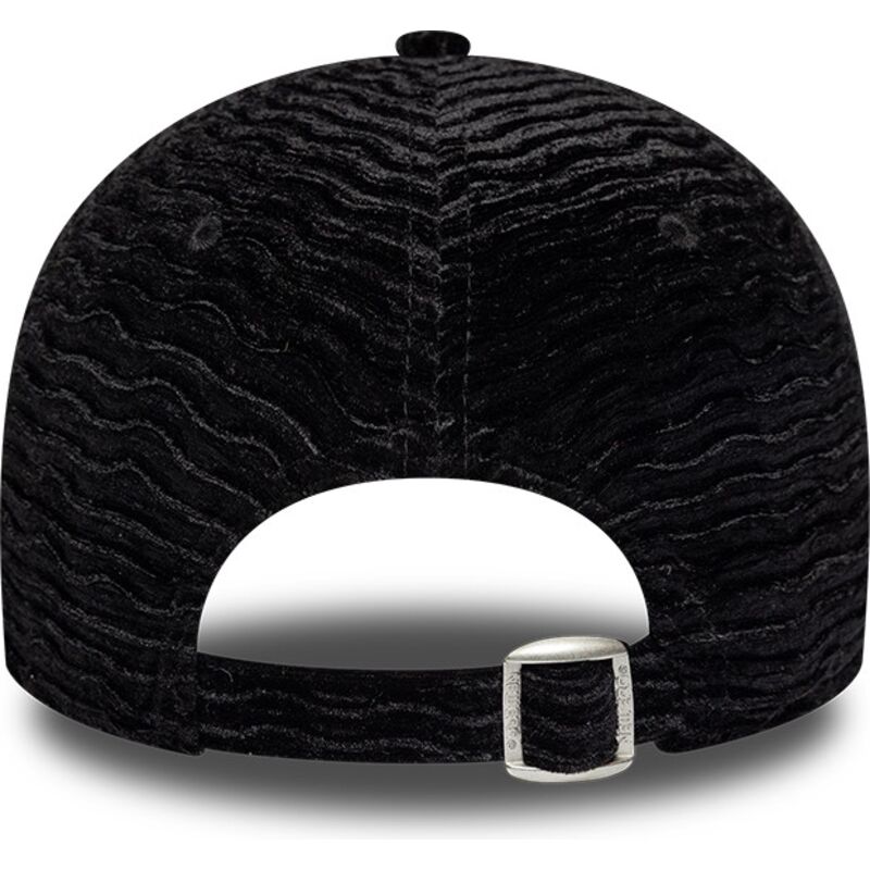 shapka-izvita-cherna-reguliruem-9forty-velour-na-new-york-yankees-mlb-ot-new-era