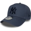 shapka-izvita-sinya-snapbek-9forty-e-frame-league-essential-na-new-york-yankees-mlb-ot-new-era