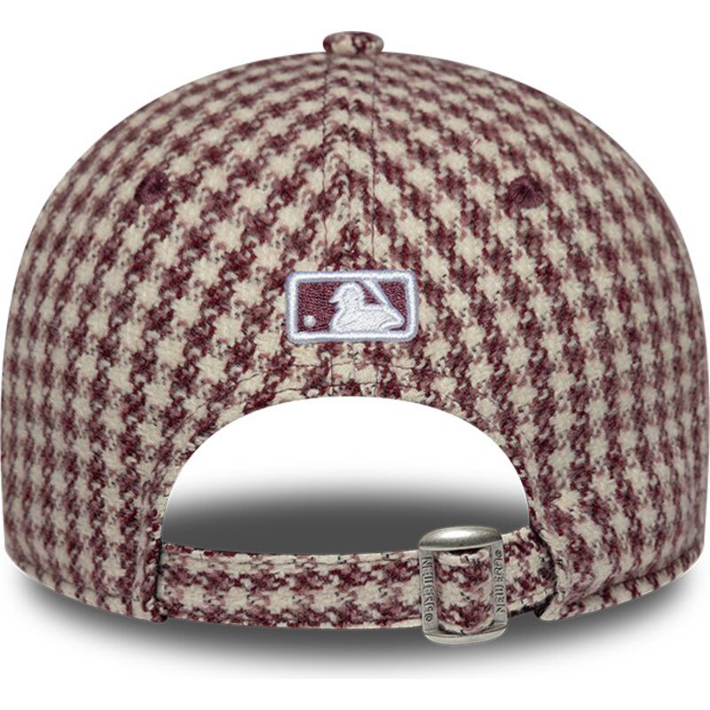 shapka-izvita-chervena-reguliruem-9forty-m-crown-houndstooth-na-new-york-yankees-mlb-ot-new-era