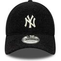 shapka-izvita-cherna-snapbek-9forty-winter-borg-na-new-york-yankees-mlb-ot-new-era