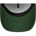 shapka-izvita-traker-zelena-snapbek-a-frame-oval-patch-foam-ot-new-era