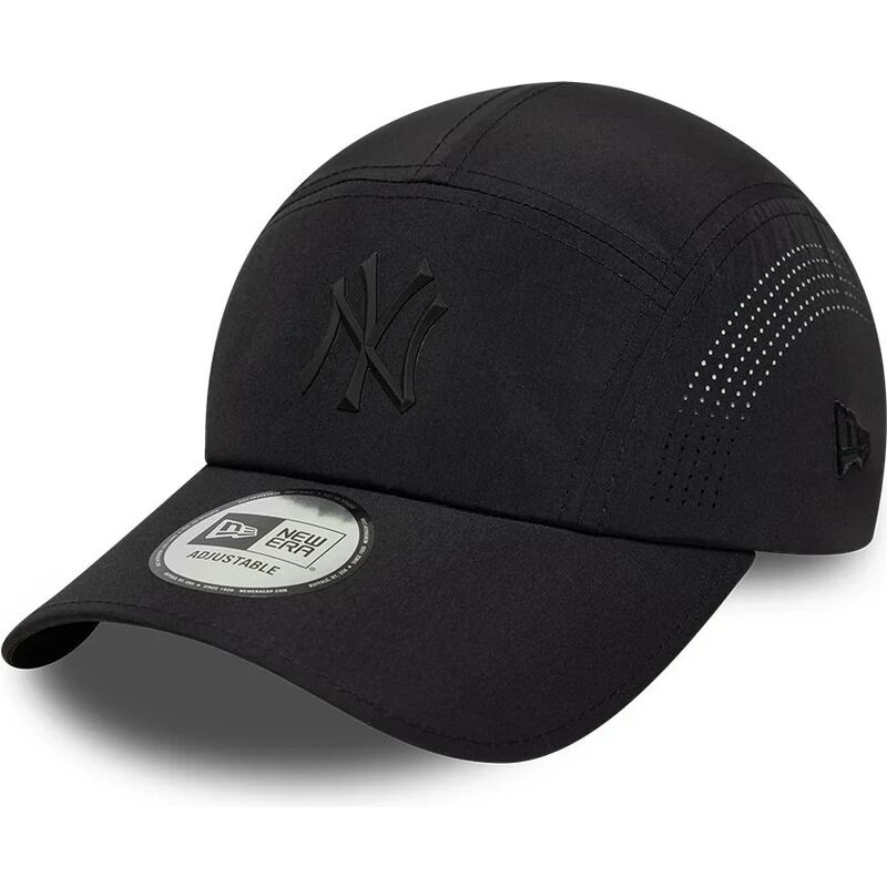 shapka-izvita-traker-cherna-snapbek-runner-tech-midi-na-new-york-yankees-mlb-ot-new-era