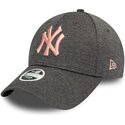 shapka-izvita-siv-reguliruem-rosa-9forty-tech-jersey-na-new-york-yankees-mlb-ot-new-era