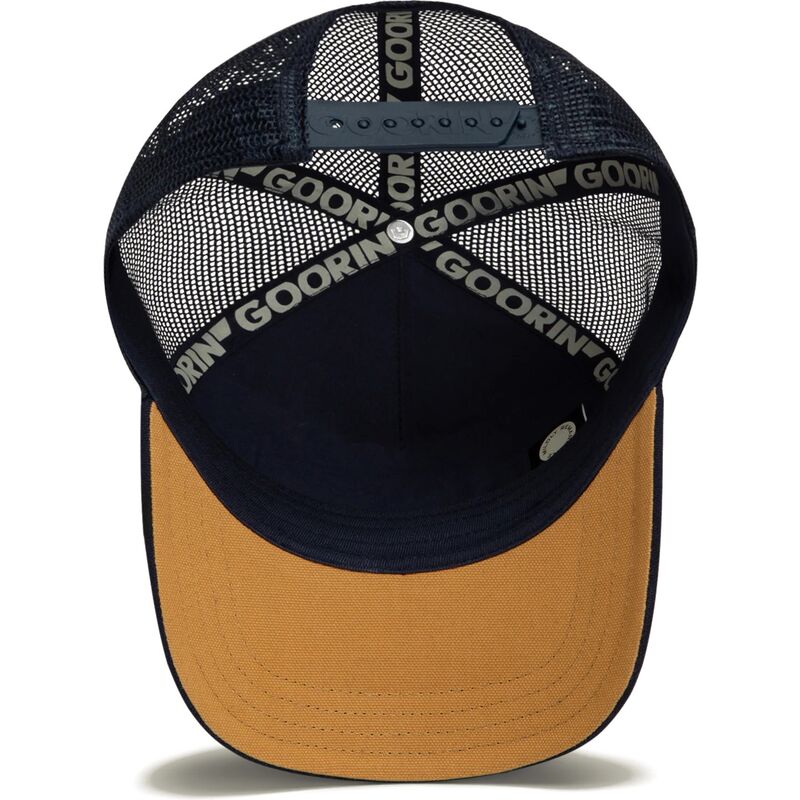shapka-izvita-traker-tmnosin-snapbek-eagle-badlands-freedom-the-farm-goorin-bros