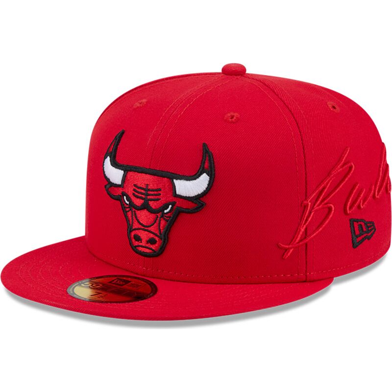 shapka-ploska-chervena-prilepnala-59fifty-side-script-na-chicago-bulls-nba-ot-new-era