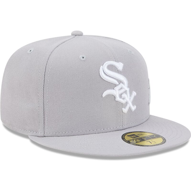 shapka-ploska-siv-prilepnala-59fifty-side-script-na-chicago-white-sox-mlb-ot-new-era