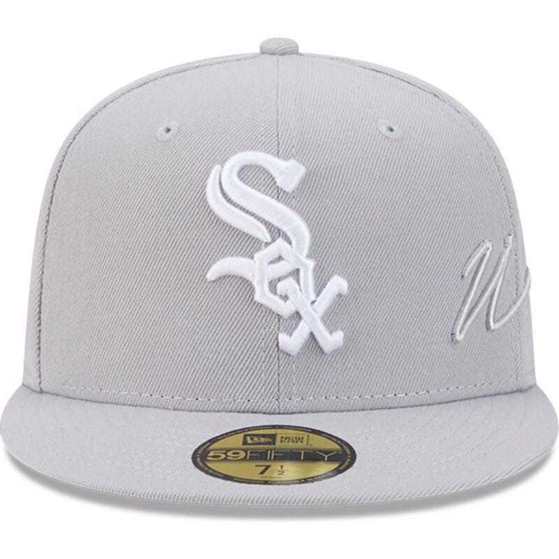 shapka-ploska-siv-prilepnala-59fifty-side-script-na-chicago-white-sox-mlb-ot-new-era