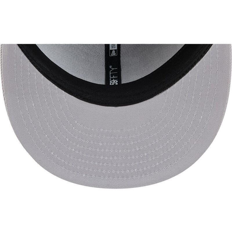 shapka-ploska-siv-prilepnala-59fifty-side-script-na-chicago-white-sox-mlb-ot-new-era