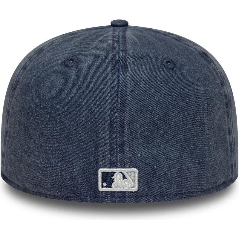 shapka-ploska-tmnosin-prilepnala-59fifty-washed-na-new-york-yankees-mlb-ot-new-era