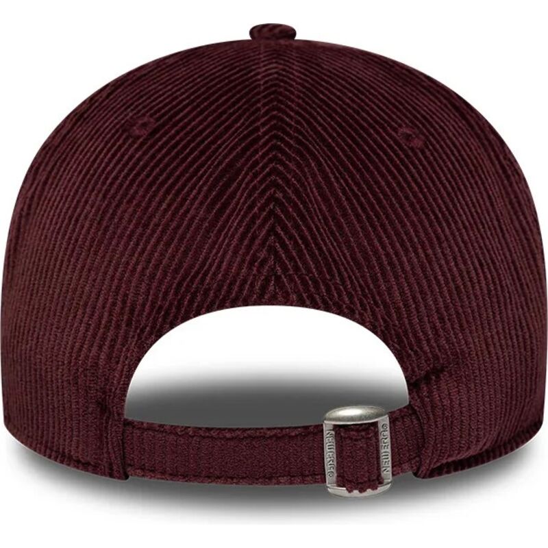 shapka-izvita-chervena-reguliruem-9twenty-a-frame-cord-script-na-new-york-yankees-mlb-ot-new-era
