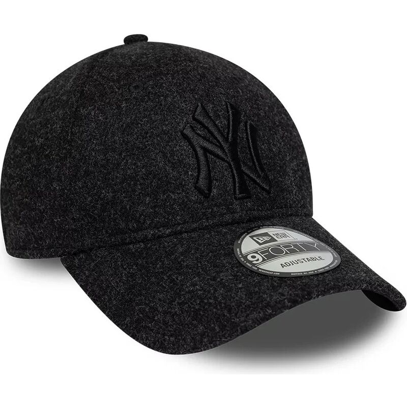 shapka-izvita-cherna-reguliruem-9forty-winter-na-new-york-yankees-mlb-ot-new-era
