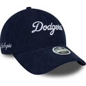 shapka-izvita-tmnosin-reguliruem-9twenty-cord-script-na-los-angeles-dodgers-mlb-ot-new-era
