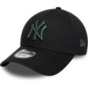 shapka-izvita-cherna-reguliruem-9forty-league-essential-na-new-york-yankees-mlb-ot-new-era