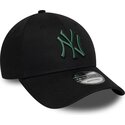 shapka-izvita-cherna-reguliruem-9forty-league-essential-na-new-york-yankees-mlb-ot-new-era