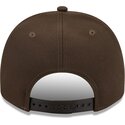 shapka-izvita-kafyav-snapbek-9fifty-a-frame-precurved-visor-pin-na-atlanta-braves-mlb-ot-new-era