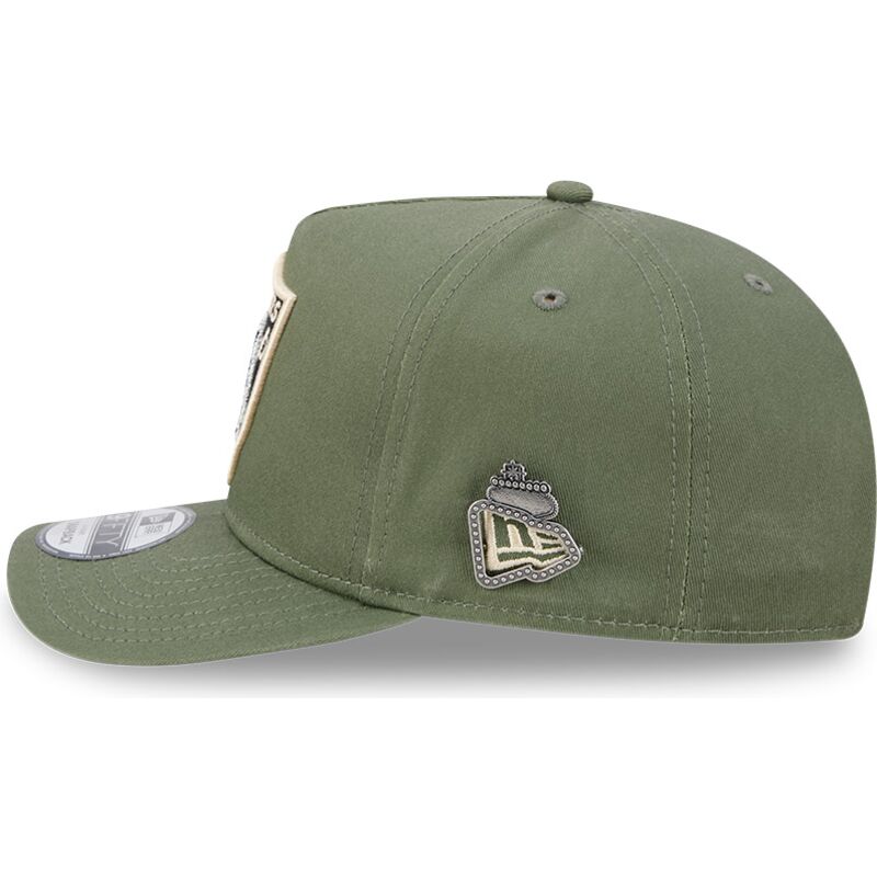 shapka-izvita-zelena-snapbek-9fifty-a-frame-precurved-side-pin-na-las-vegas-raiders-nfl-ot-new-era