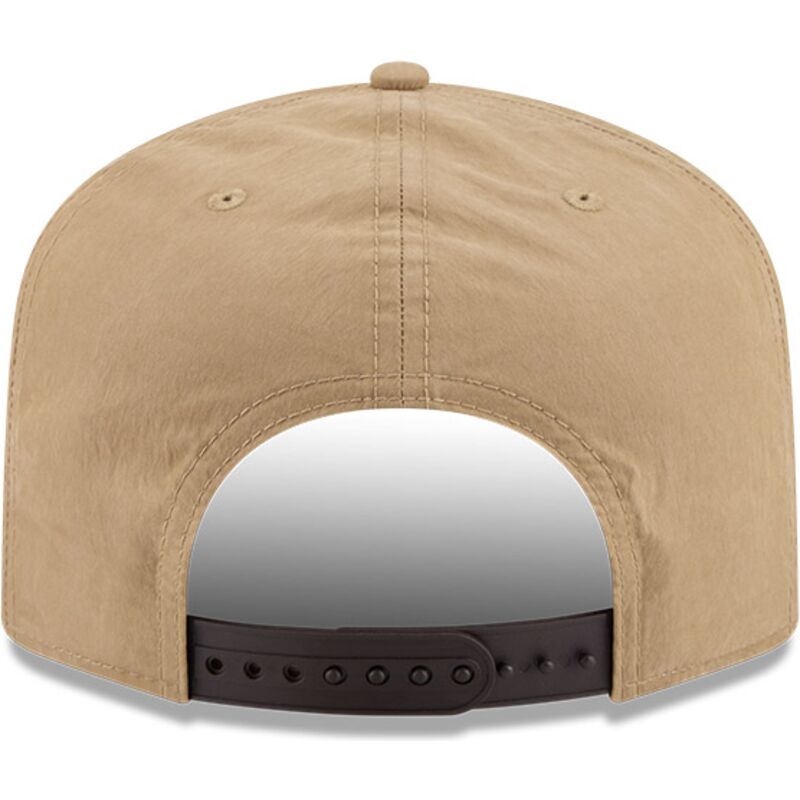 shapka-izvita-bezhov-snapbek-19twenty-precurved-na-new-york-yankees-mlb-ot-new-era
