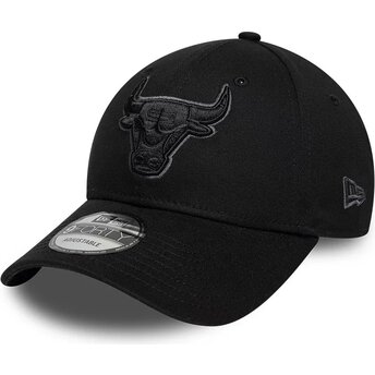 Шапка извита черна регулируем 9FORTY Team Outline на Chicago Bulls NBA от New Era