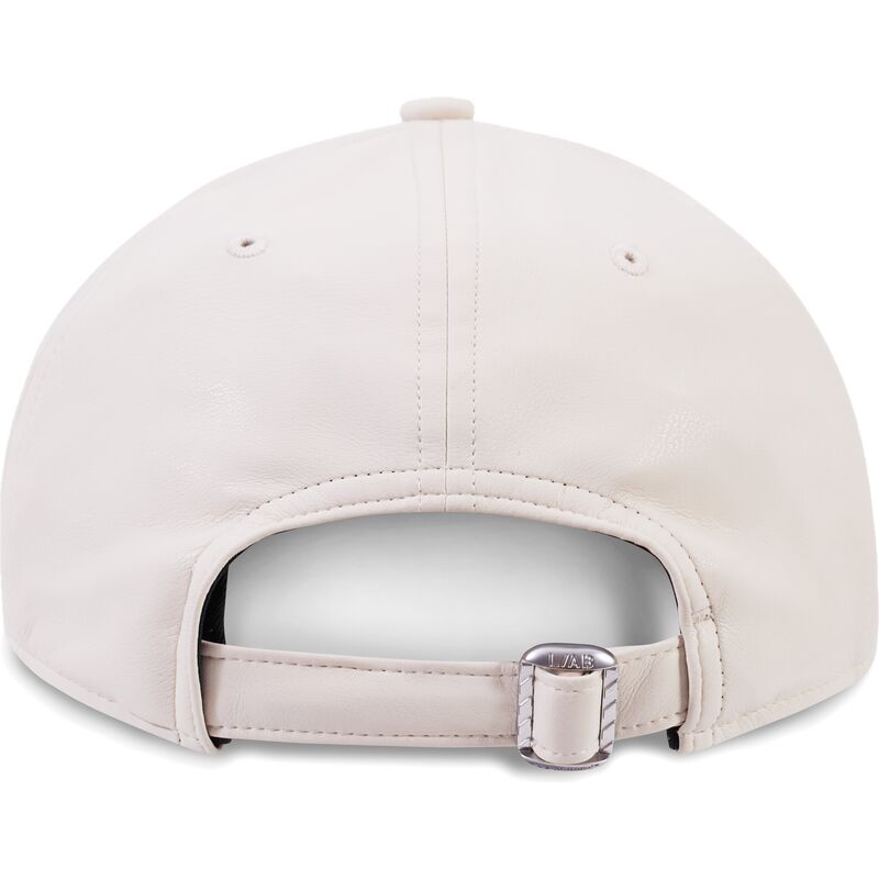 shapka-izvita-bezhov-reguliruem-clamp-arrows-pu-leather-ot-l-ab-c-o-off-white