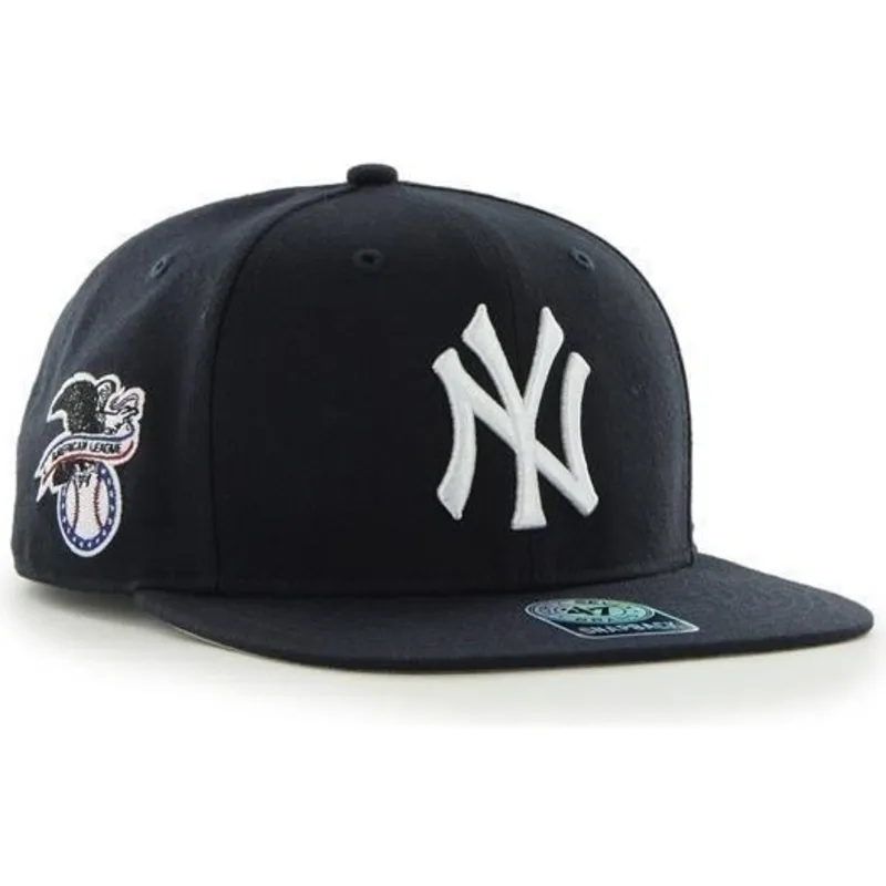 shapka-ploska-tmnosin-snapbek-lisa-lateral-na-new-york-yankees-mlb-ot-47-brand