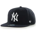 shapka-ploska-tmnosin-snapbek-lisa-lateral-na-new-york-yankees-mlb-ot-47-brand