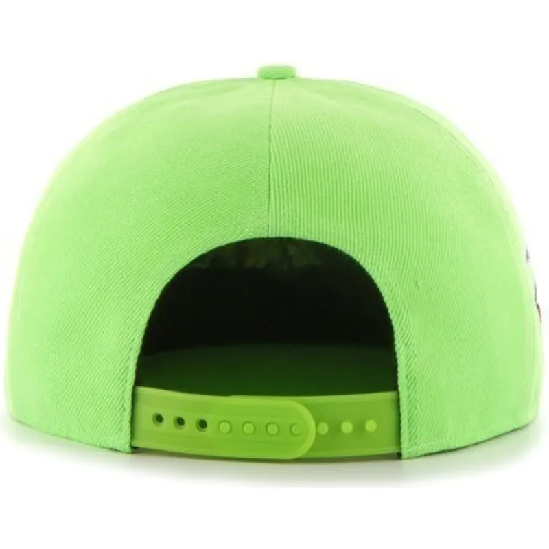 shapka-ploska-zelena-snapbek-na-new-york-yankees-mlb-ot-47-brand