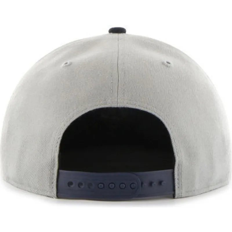 shapka-ploska-siv-snapbek-lateral-na-new-york-yankees-mlb-ot-47-brand