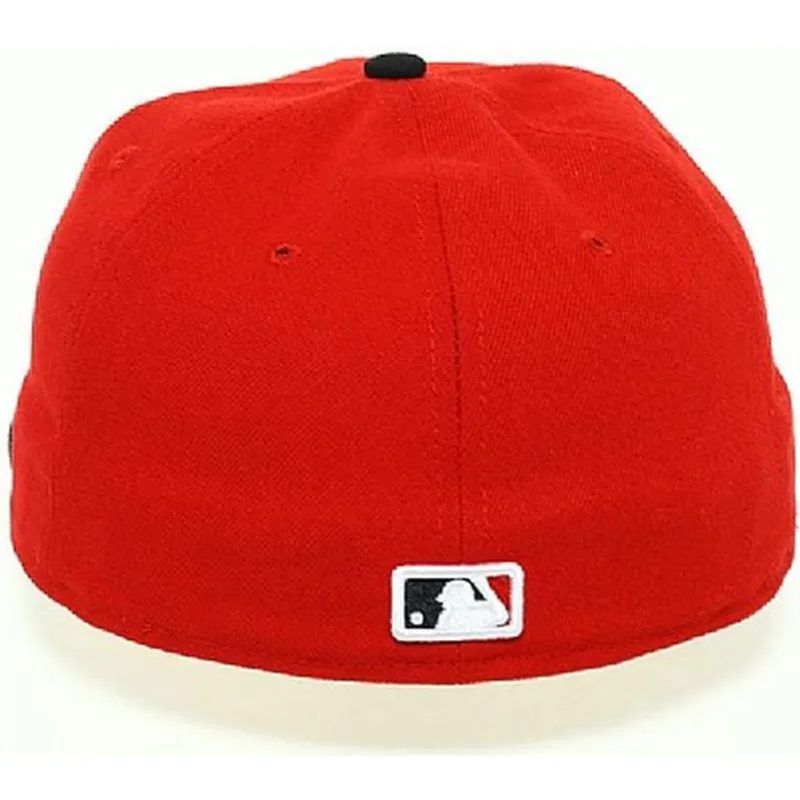 shapka-ploska-chervena-prilepnala-59fifty-authentic-on-field-na-cincinnati-reds-mlb-ot-new-era