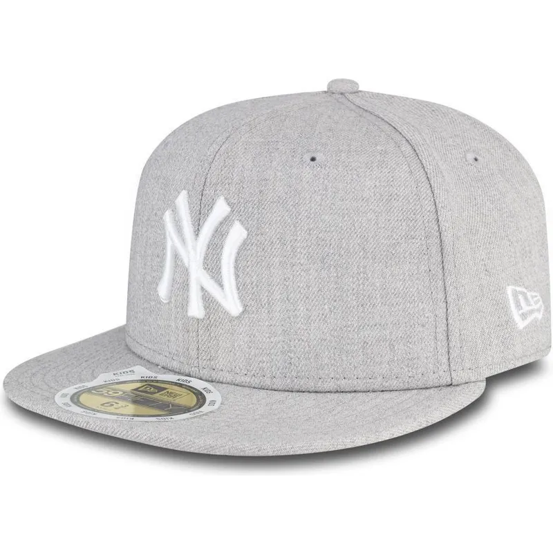 shapka-ploska-siv-prilepnala-za-deca-59fifty-essential-na-new-york-yankees-mlb-ot-new-era