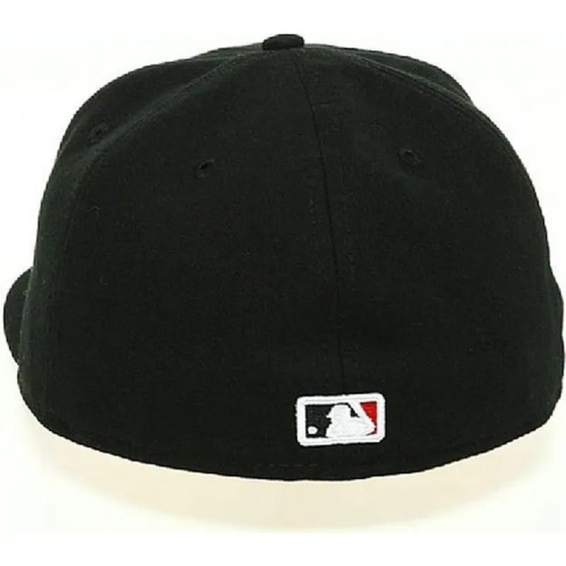 shapka-ploska-cherna-prilepnala-59fifty-authentic-on-field-na-pittsburgh-pirates-mlb-ot-new-era