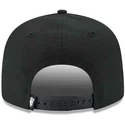 shapka-ploska-cherna-snapbek-9fifty-black-on-black-na-manchester-united-football-club-premier-league-ot-new-era