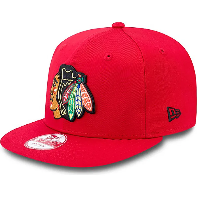 shapka-ploska-chervena-snapbek-9fifty-cotton-block-na-chicago-blackhawks-nhl-ot-new-era